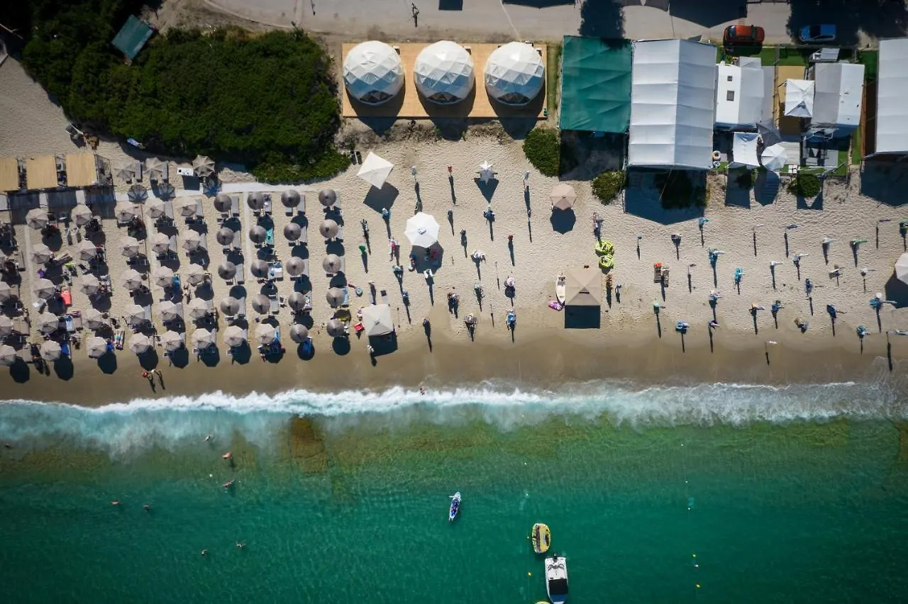 Luxury tent Paliouri Luxury Domes Greece